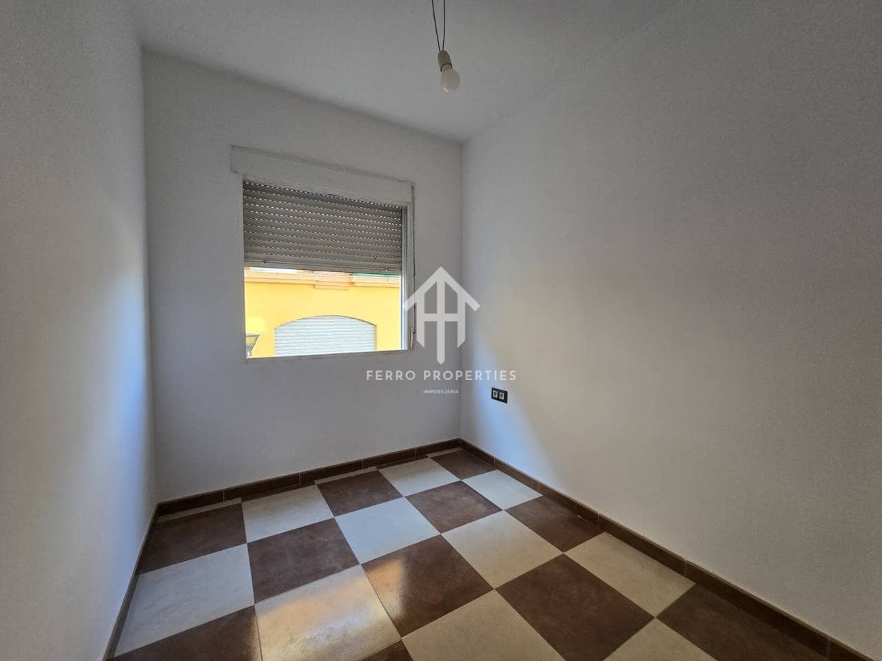 6 sovrum Hus till salu i Peligros med garage - 217 000 € (Ref: 9796092)