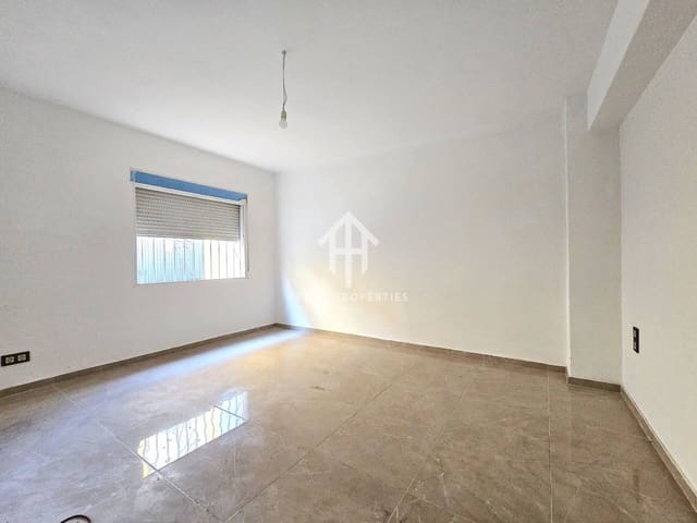 6 sovrum Hus till salu i Peligros med garage - 217 000 € (Ref: 9796092)