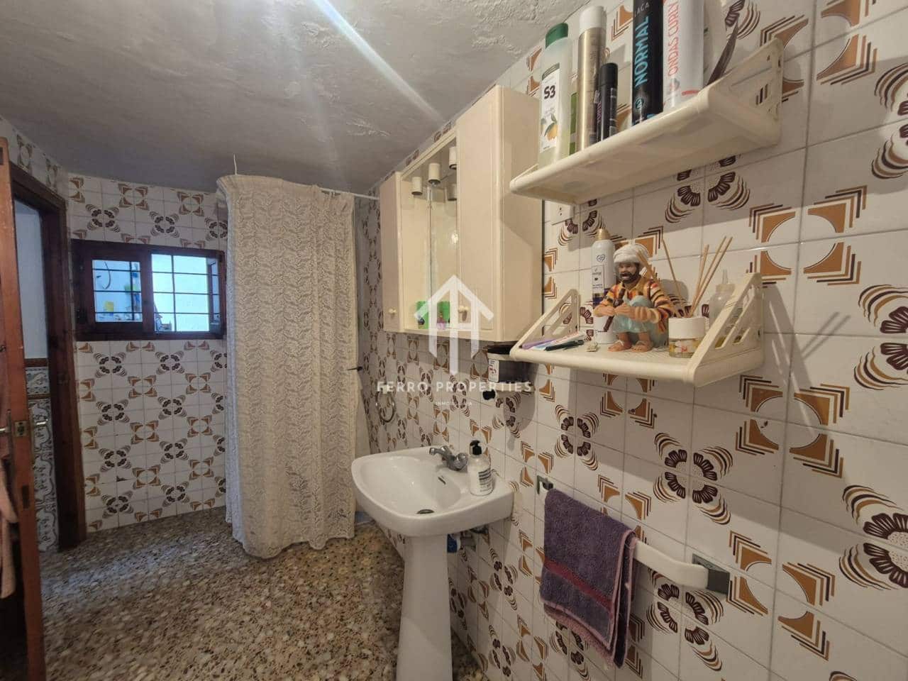 Casa de 3 habitaciones en Ventorros de Balerma en venta - 70.000 € (Ref: 9798488)