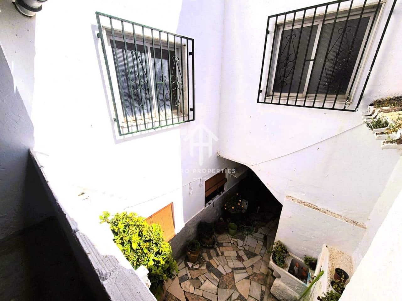 Casa de 3 habitaciones en Ventorros de Balerma en venta - 70.000 € (Ref: 9798488)