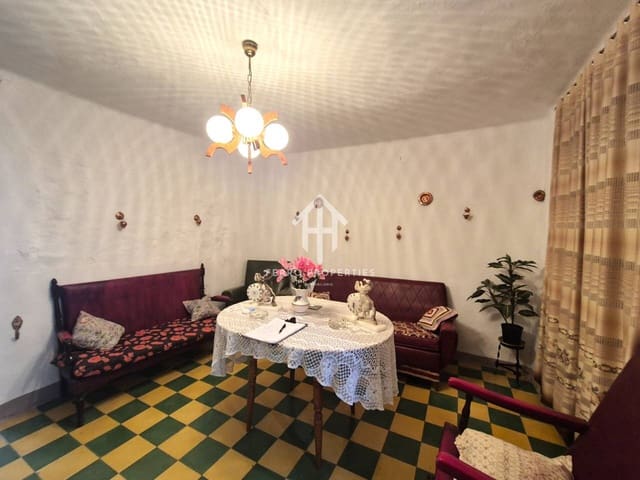 Casa de 6 habitaciones en Salar en venta - 53.900 € (Ref: 9800946)