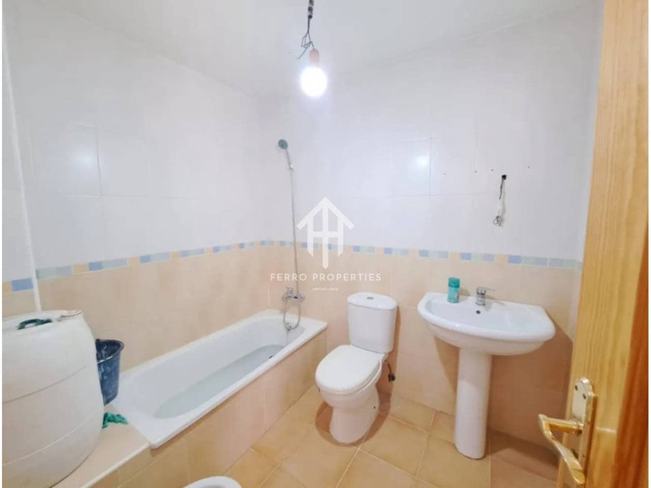 Piso de 2 habitaciones en Cijuela en venta con garaje - 128.500 € (Ref: 9815394)