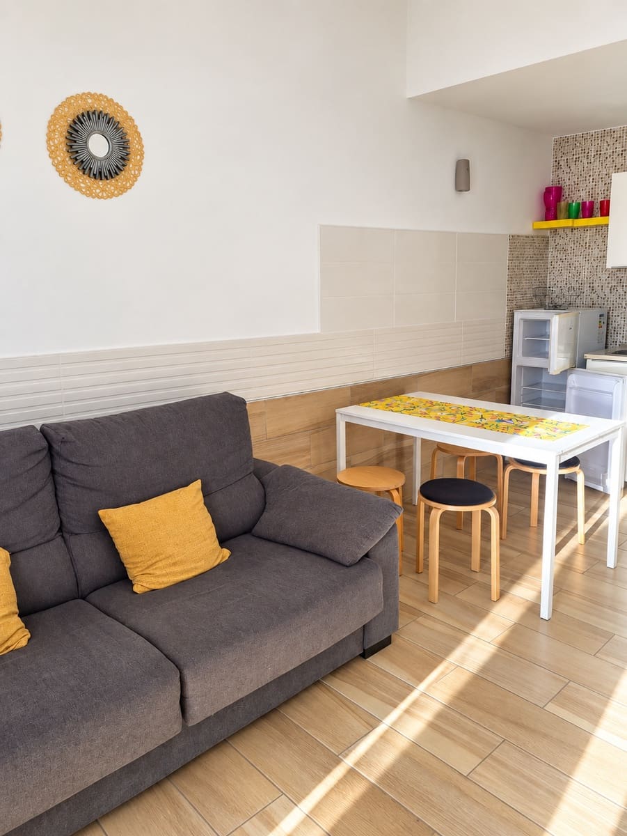 1 bedroom Bungalow for sale in Nuevo Horizonte with pool - € 150,000 (Ref: 10085539)