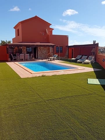 3 Zimmer Villa zu verkaufen in Antigua mit Pool Garage - 430.000 € (Ref: 9125836)