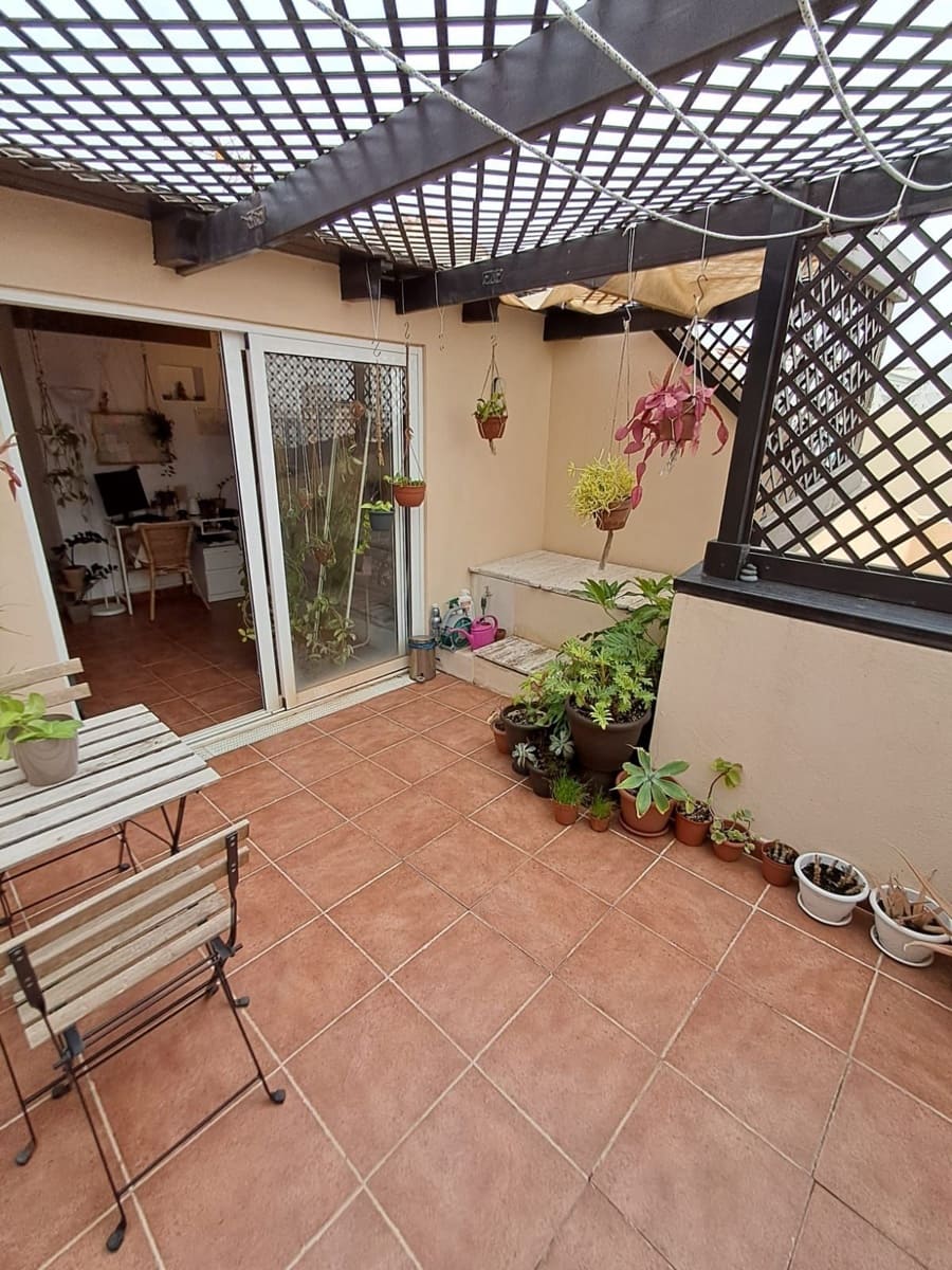 3 bedroom Townhouse for sale in Puerto del Rosario - € 220,000 (Ref: 9125838)