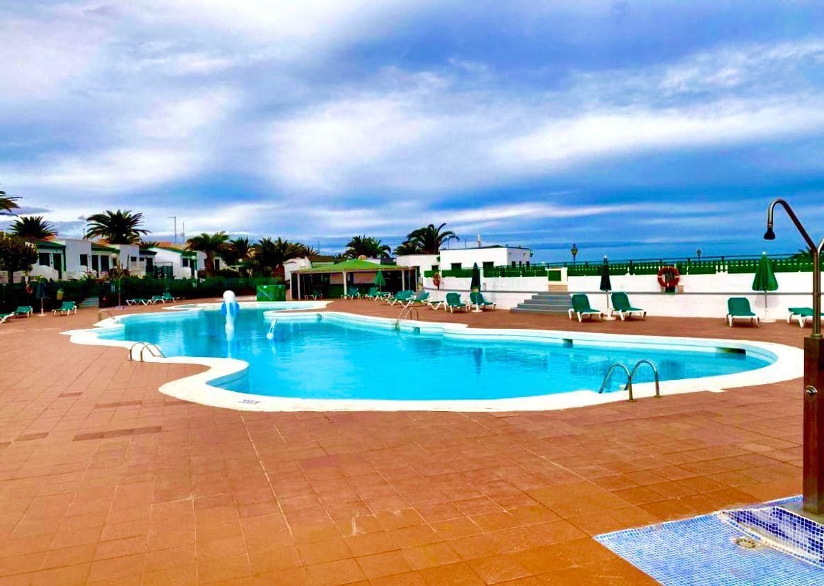 1 soveværelse Bungalow til salg i Costa de Antigua med swimmingpool - € 140.000 (Ref: 9125843)