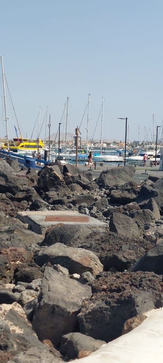 Apartamento de 2 habitaciones en Corralejo en venta - 185.000 € (Ref: 9125844)