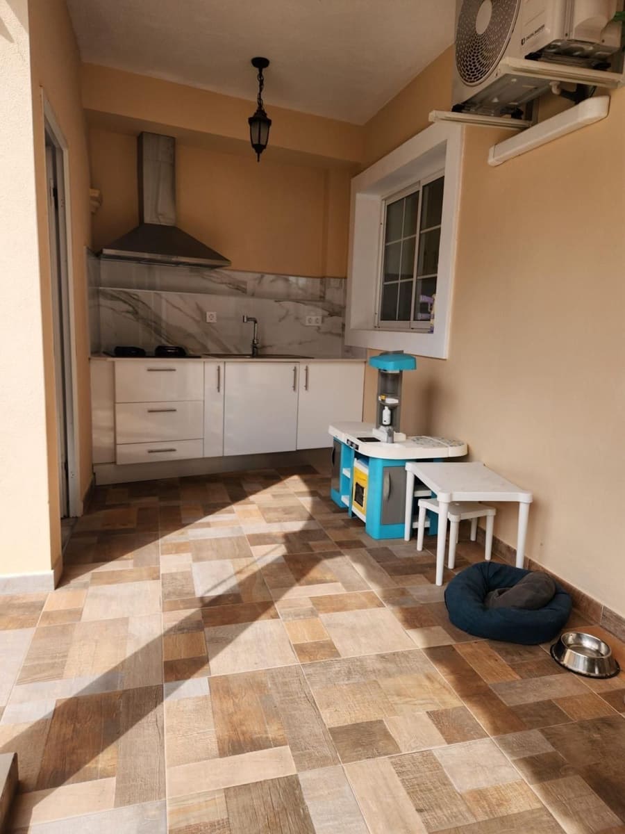 2 soveværelse Byhus til salg i Antigua - € 245.000 (Ref: 9162067)