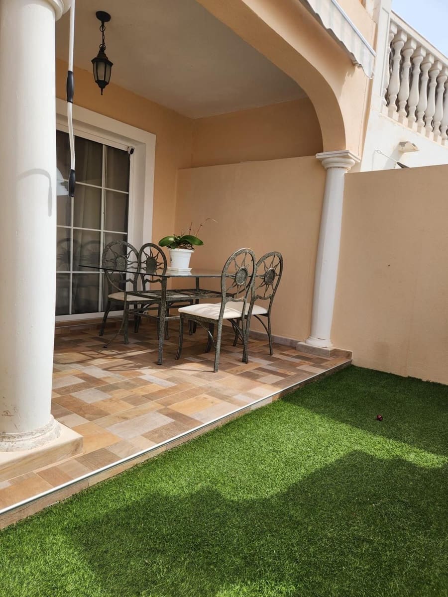 2 soveværelse Byhus til salg i Antigua - € 245.000 (Ref: 9162067)