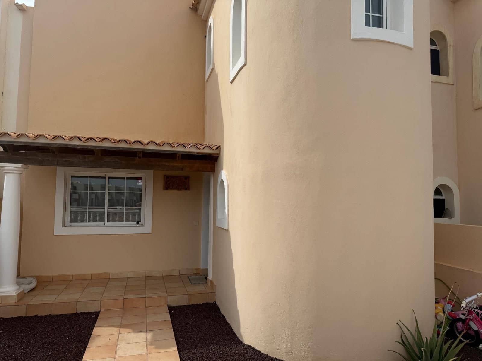 2 soveværelse Byhus til salg i Antigua - € 245.000 (Ref: 9162067)