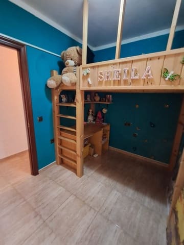 3 bedroom Apartment for sale in Puerto del Rosario - € 175,000 (Ref: 9217190)