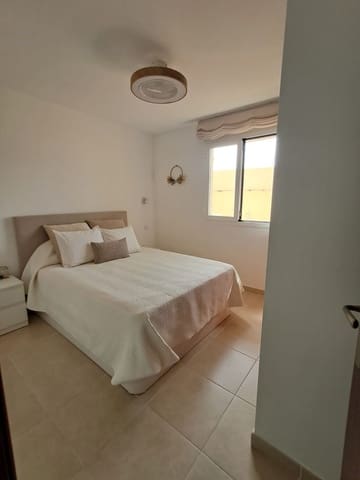 3 soveværelse Villa til salg i Costa de Antigua, Antigua med swimmingpool garage - € 450.000 (Ref: 9256788)