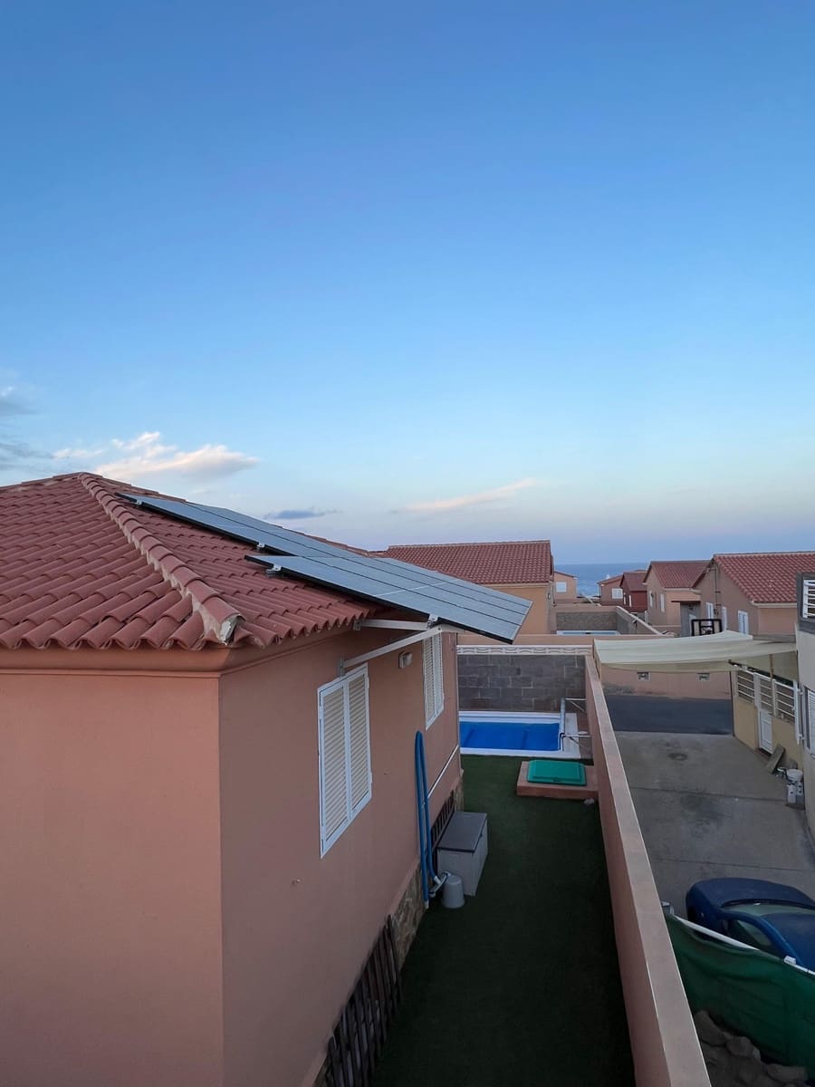 3 makuuhuone Huvila myytävänä paikassa Costa de Antigua mukana uima-altaan 
autotalli - 450 000 € (Ref: 9256788)