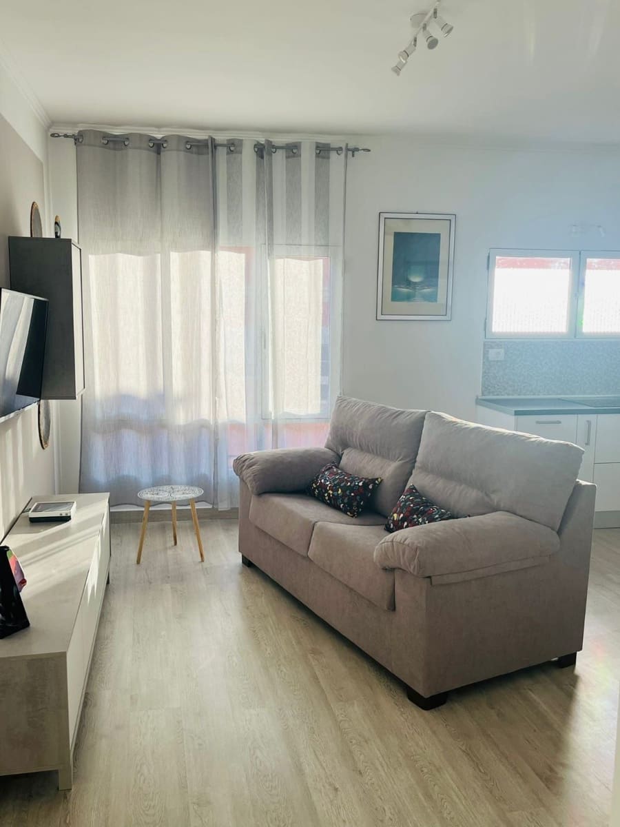 2 bedroom Apartment for sale in Puerto del Rosario - € 182,000 (Ref: 9269211)