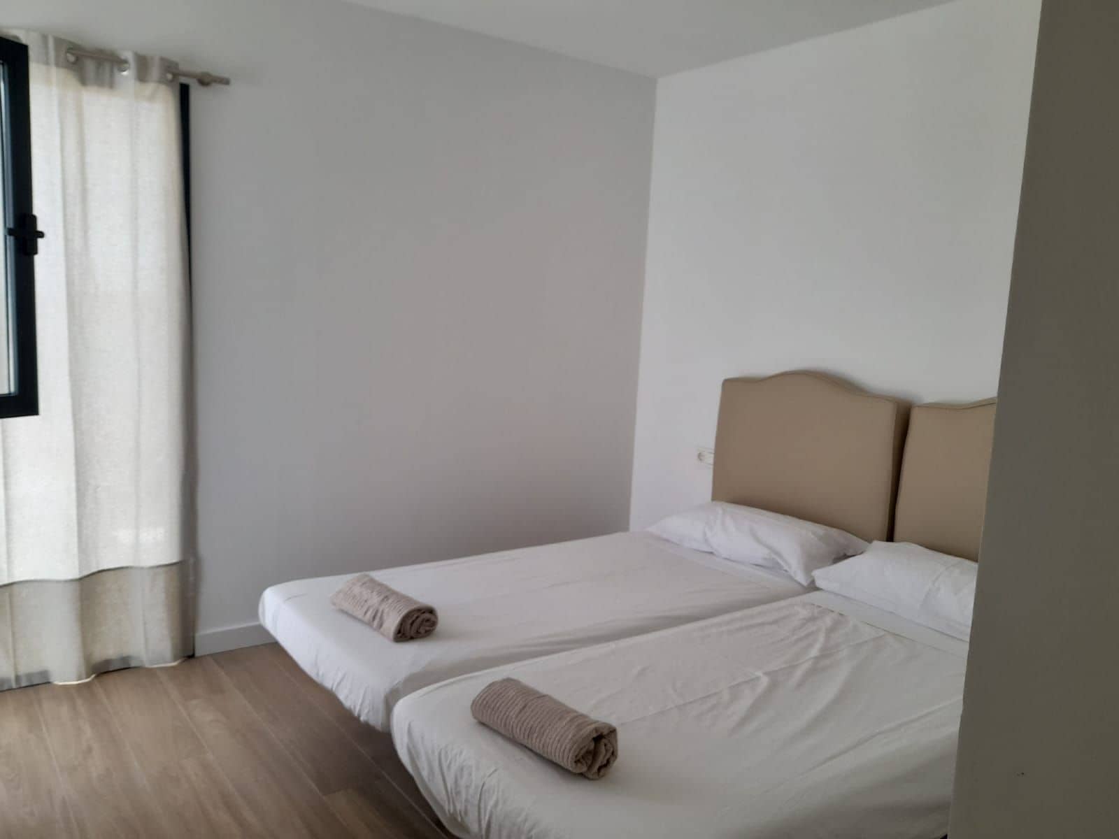 3 sypialnia Willa na sprzedaż w La Oliva z basenem garażem - 445 000 € (Ref: 9371809)