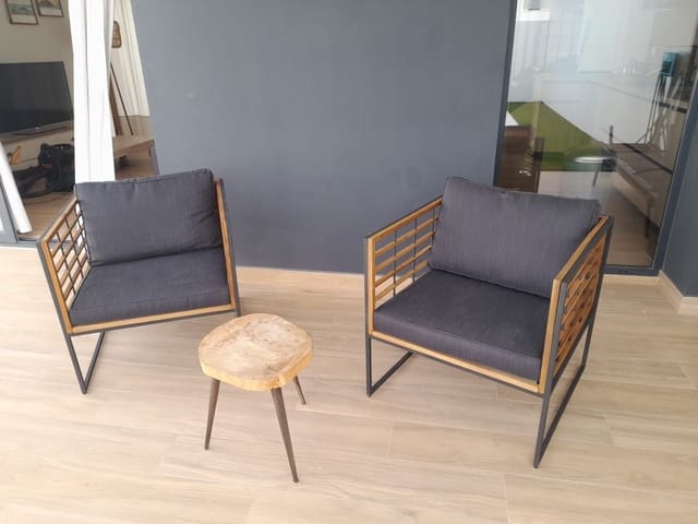 3 sypialnia Willa na sprzedaż w La Oliva z basenem garażem - 465 000 € (Ref: 9371809)