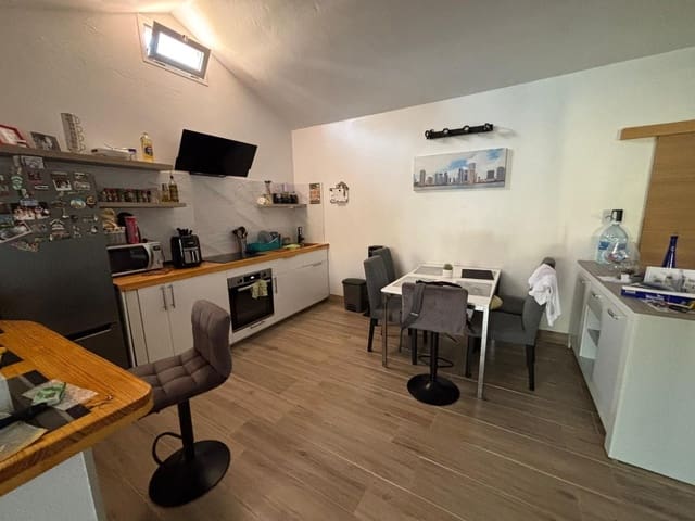 2 sypialnia Bungalow na sprzedaż w Pájara z basenem garażem - 230 000 € (Ref: 9376677)