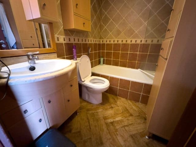 3 slaapkamer Huis te koop in Puerto del Rosario met garage - € 236.000 (Ref: 9436913)