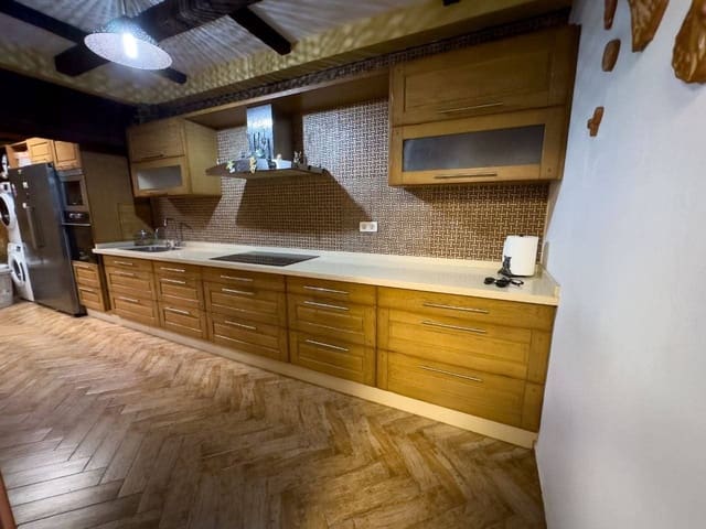 3 slaapkamer Huis te koop in Puerto del Rosario met garage - € 236.000 (Ref: 9436913)