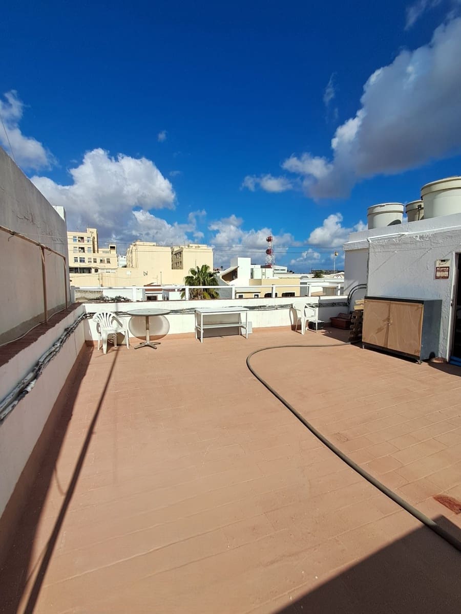 Apartamento de 2 habitaciones en Puerto del Rosario en venta - 175.000 € (Ref: 9461812)