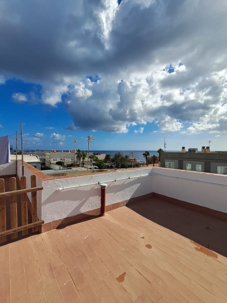 Apartamento de 2 habitaciones en Puerto del Rosario en venta - 175.000 € (Ref: 9461812)