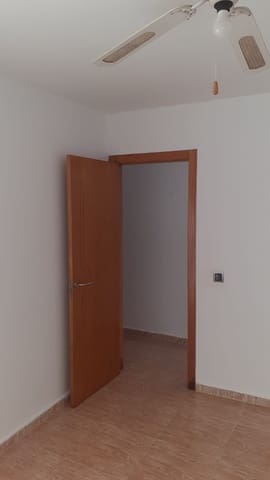 3 soveværelse Lejlighed til salg i Puerto del Rosario - € 190.000 (Ref: 9761725)