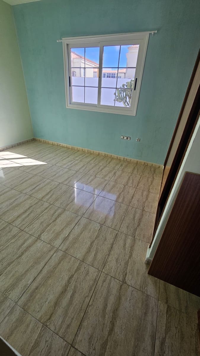 Casa de 4 habitaciones en Puerto del Rosario en venta con garaje - 350.000 € (Ref: 9822319)