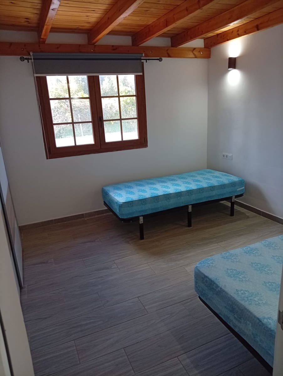 2 bedroom Villa for sale in Antigua with pool - € 290,000 (Ref: 9824626)