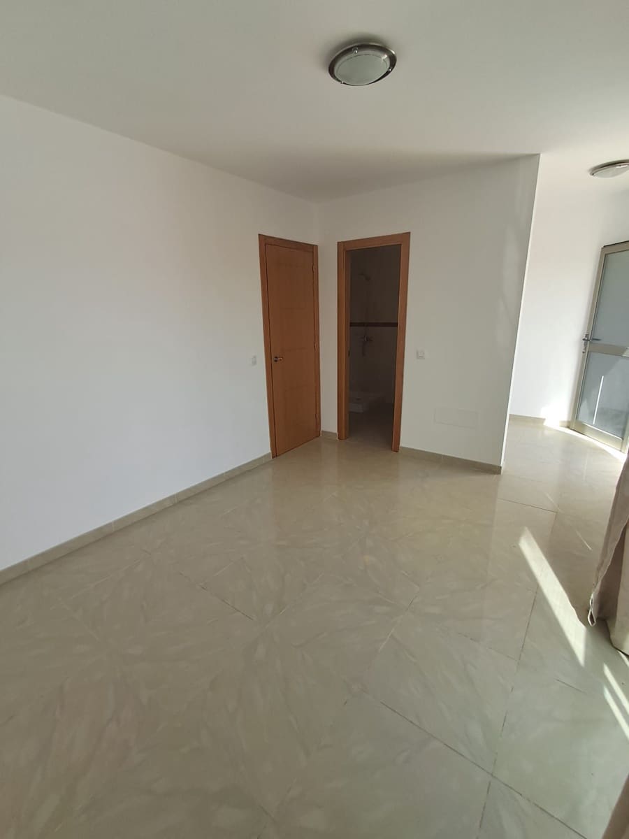 3 bedroom Villa for sale in Puerto del Rosario with garage - € 315,000 (Ref: 9849070)