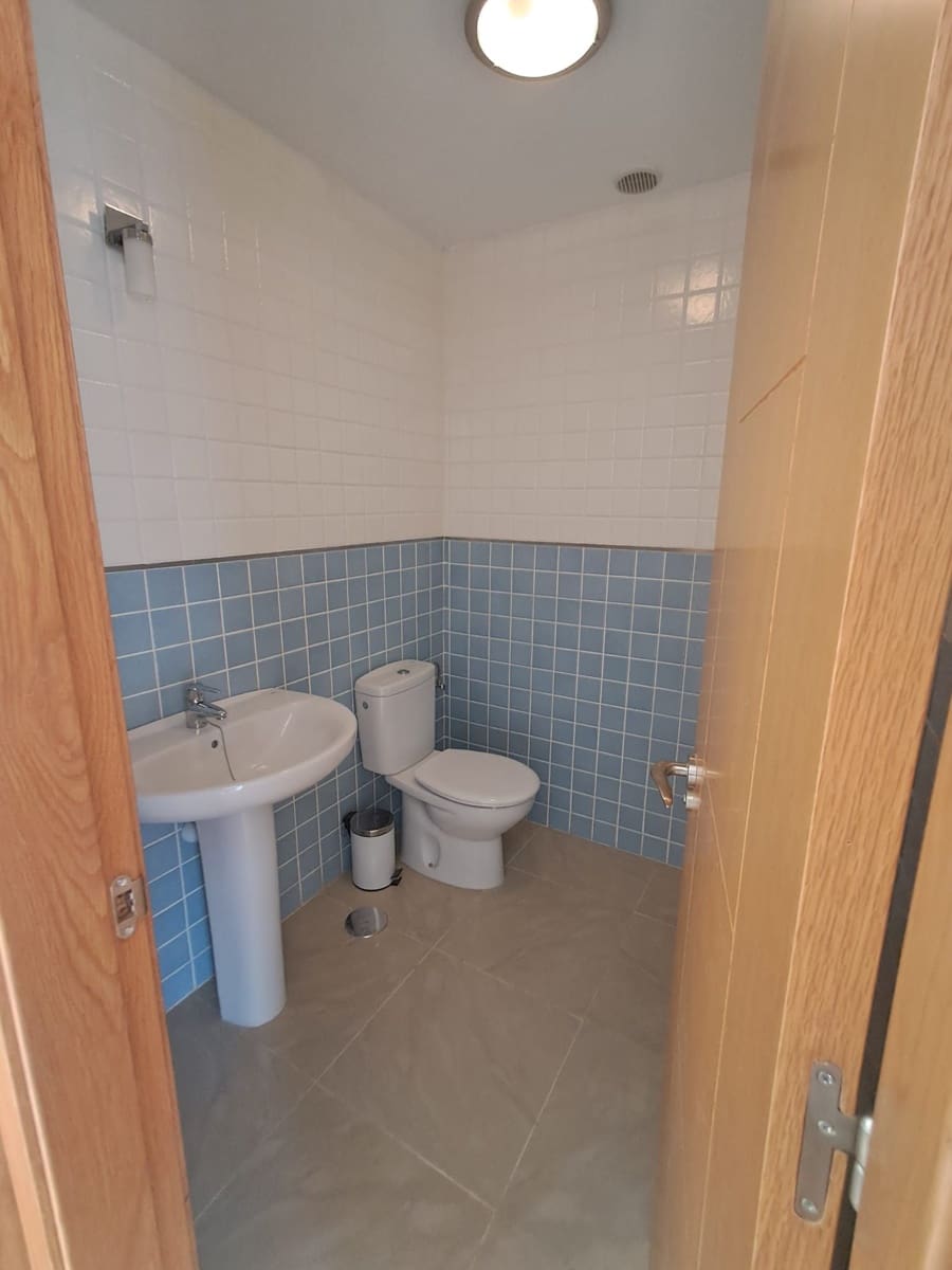 3 bedroom Villa for sale in Puerto del Rosario with garage - € 315,000 (Ref: 9849070)