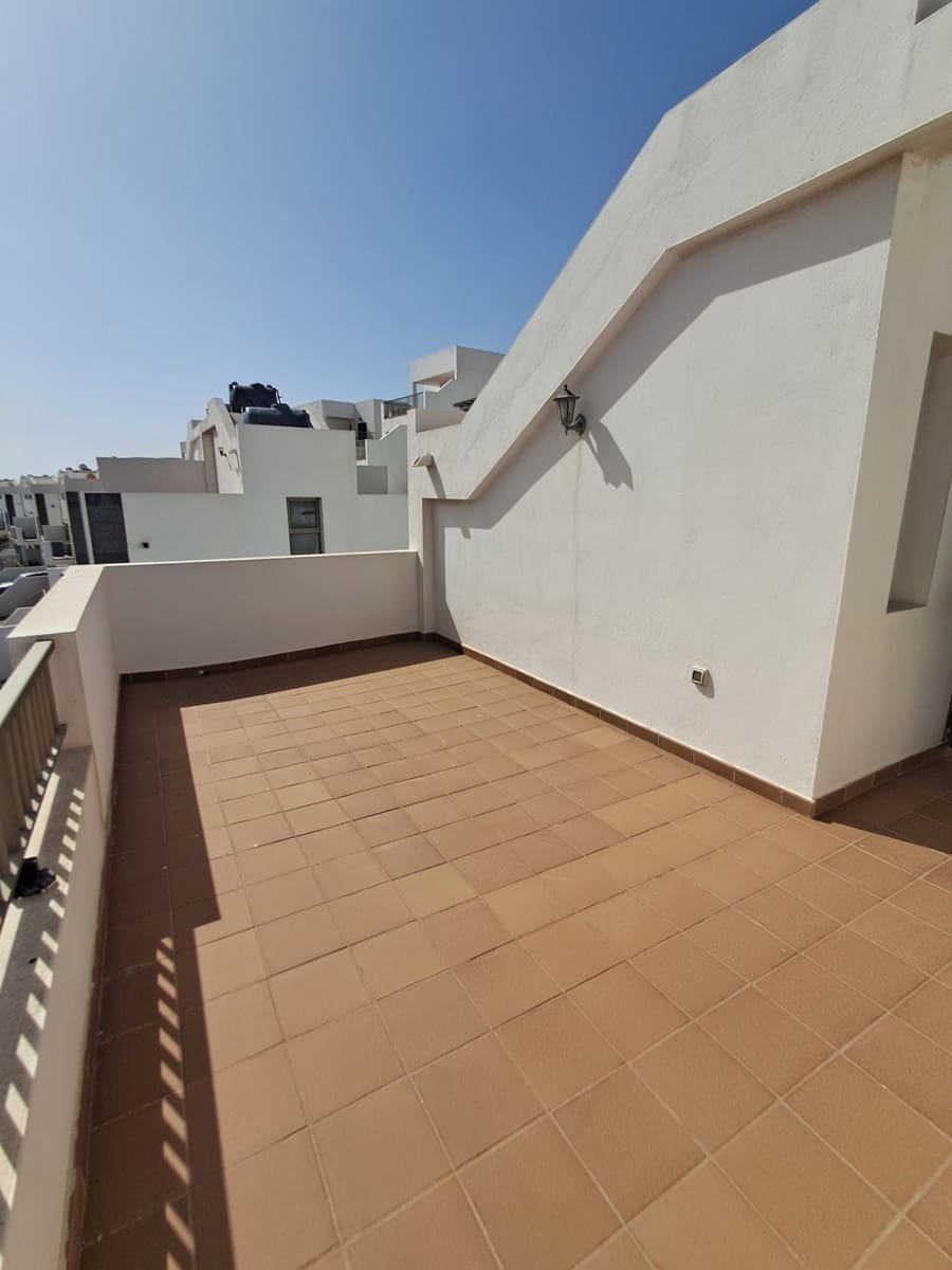 3 bedroom Villa for sale in Puerto del Rosario with garage - € 315,000 (Ref: 9849070)