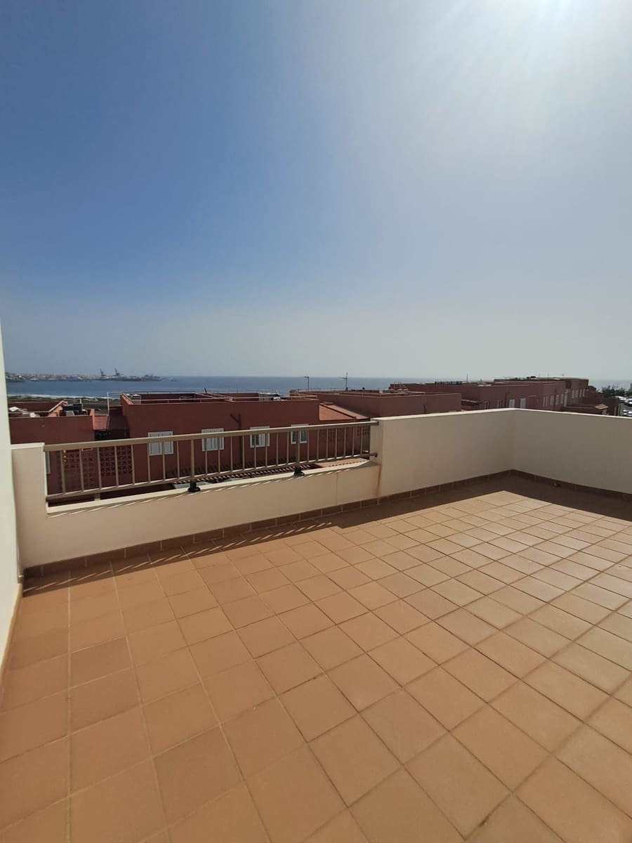 3 bedroom Villa for sale in Puerto del Rosario with garage - € 315,000 (Ref: 9849070)