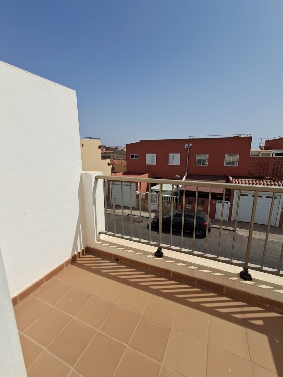 3 Zimmer Villa zu verkaufen in Puerto del Rosario mit Garage - 315.000 € (Ref: 9849070)
