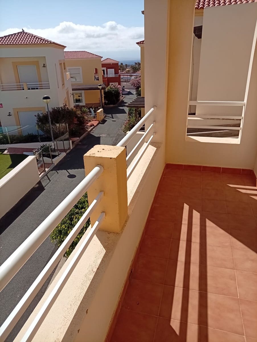 3 soveværelse Villa til salg i Caleta de Fuste med swimmingpool - € 325.000 (Ref: 9947336)