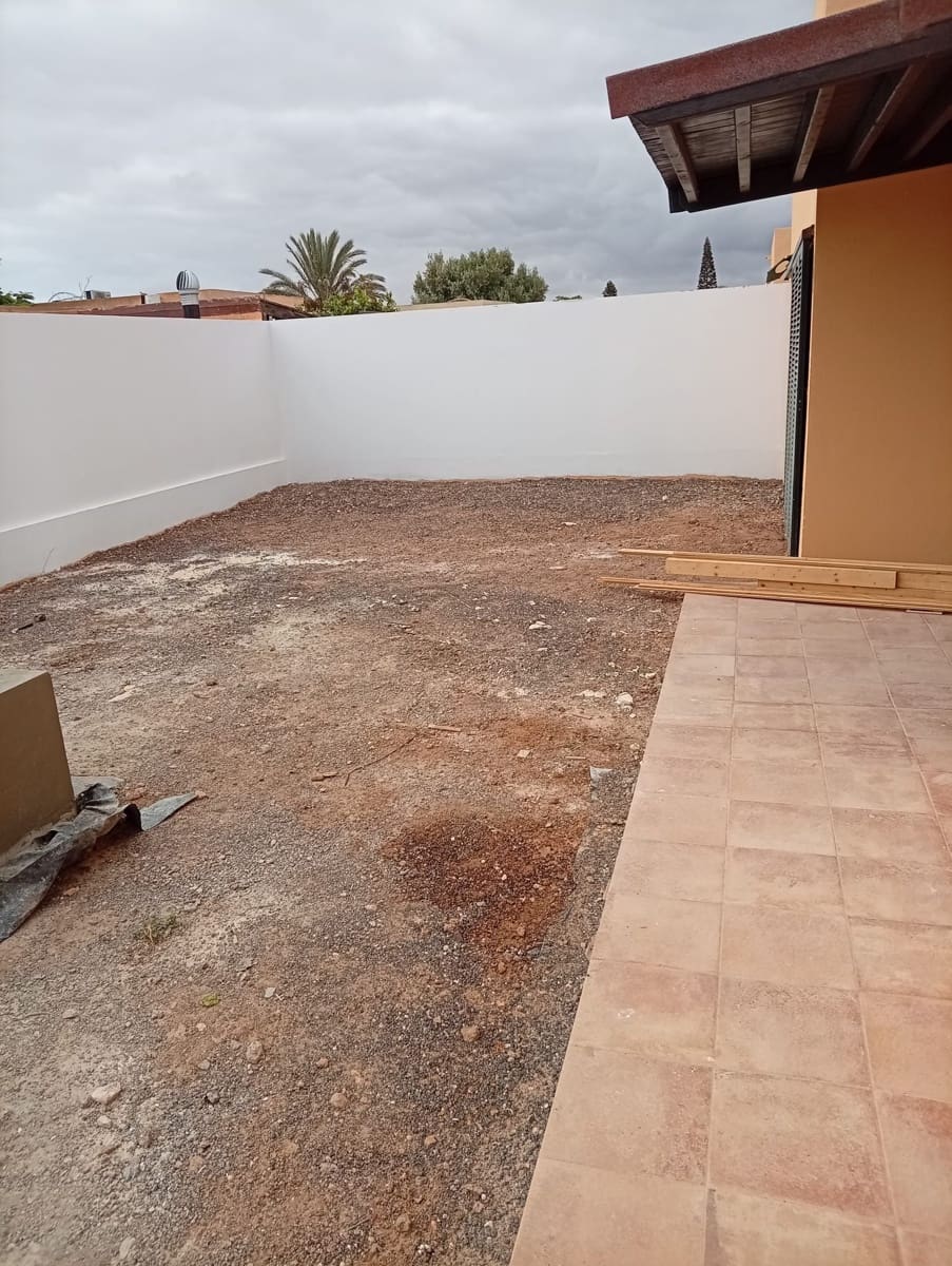 2 sovrum Villa till salu i Corralejo med pool garage - 330 000 € (Ref: 9962142)