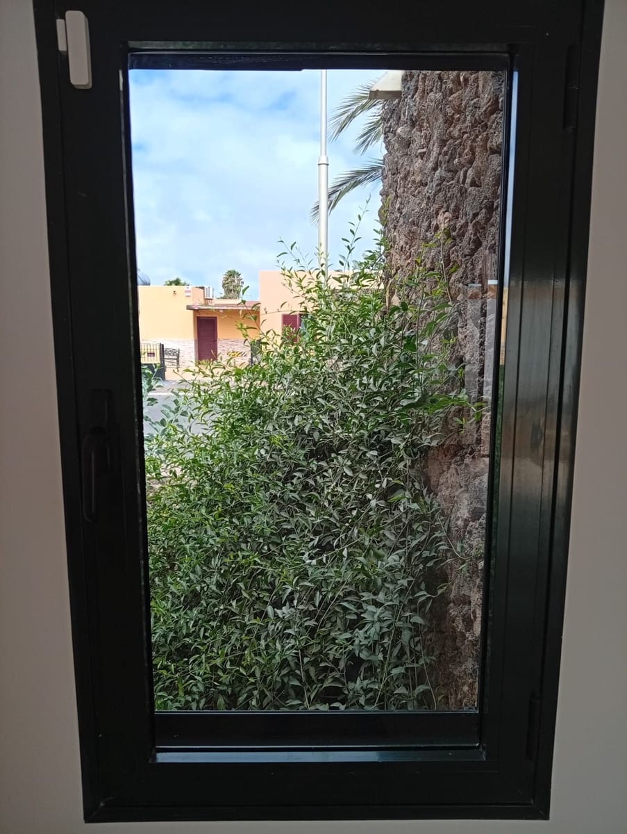 2 sovrum Villa till salu i Corralejo med pool garage - 330 000 € (Ref: 9962142)