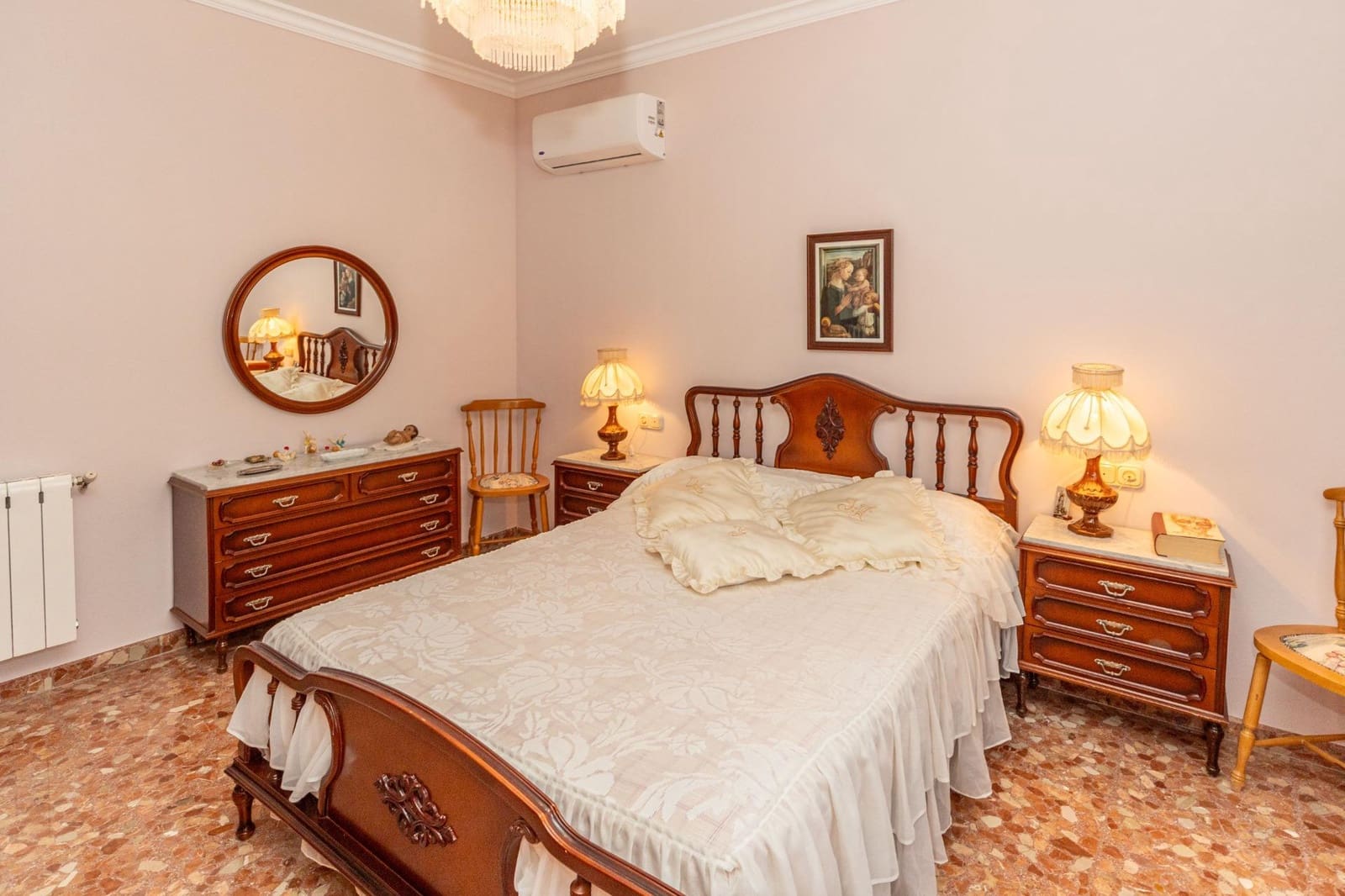 4 slaapkamer Villa te koop in Aldeire met garage - € 200.000 (Ref: 10043106)