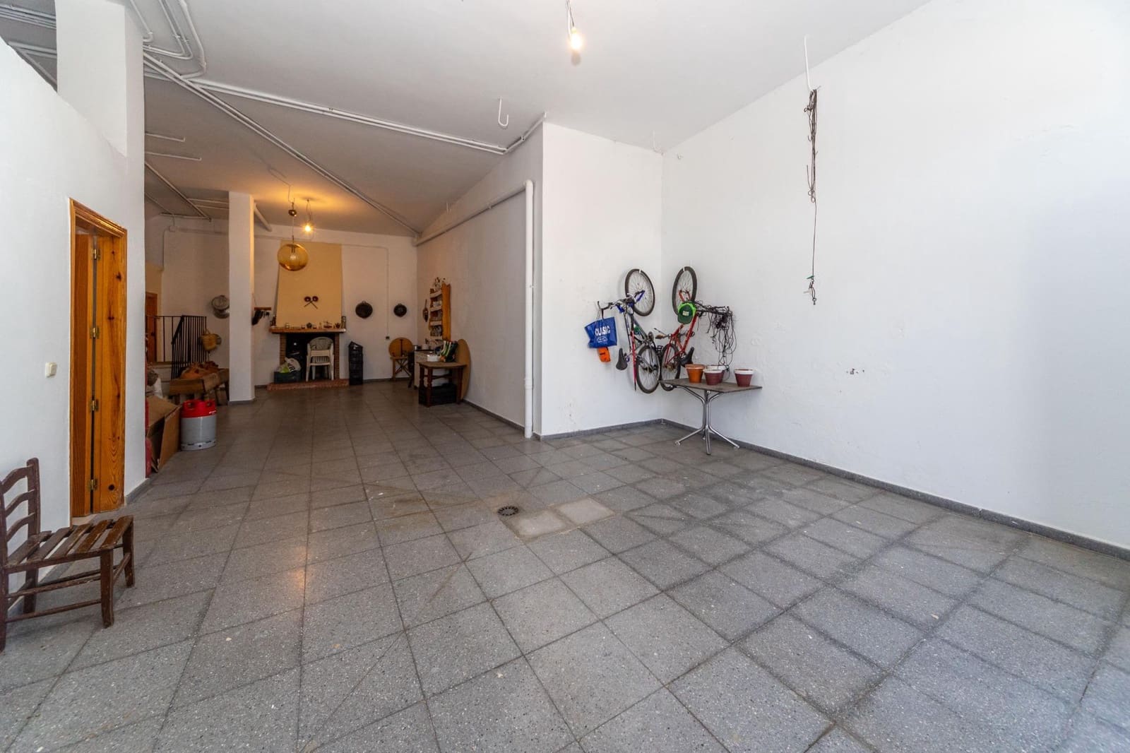 4 slaapkamer Villa te koop in Aldeire met garage - € 200.000 (Ref: 10043106)