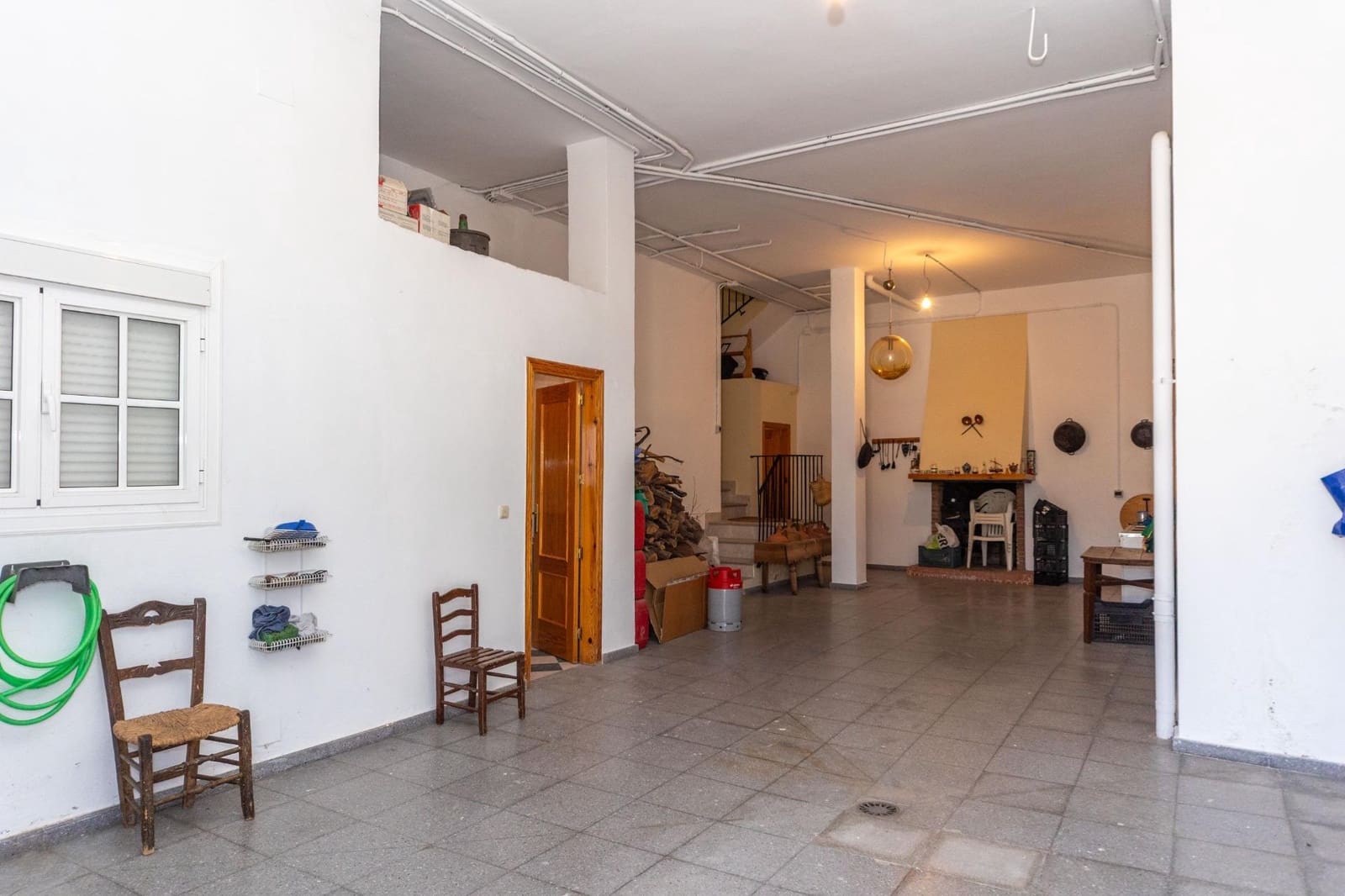 4 slaapkamer Villa te koop in Aldeire met garage - € 200.000 (Ref: 10043106)
