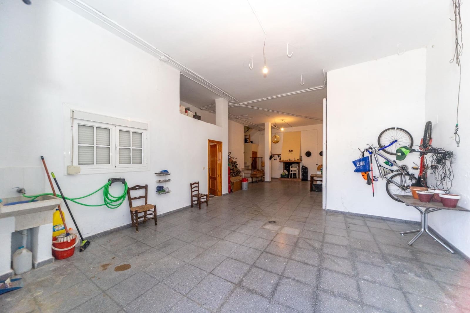 4 slaapkamer Villa te koop in Aldeire met garage - € 200.000 (Ref: 10043106)
