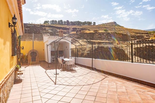 4 chambre Villa/Maison à vendre à Aldeire avec garage - 200 000 € (Ref: 10043106)