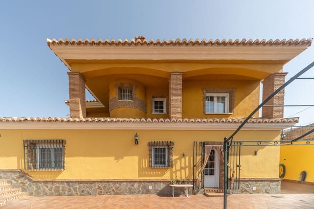 4 chambre Villa/Maison à vendre à Aldeire avec garage - 200 000 € (Ref: 10043106)