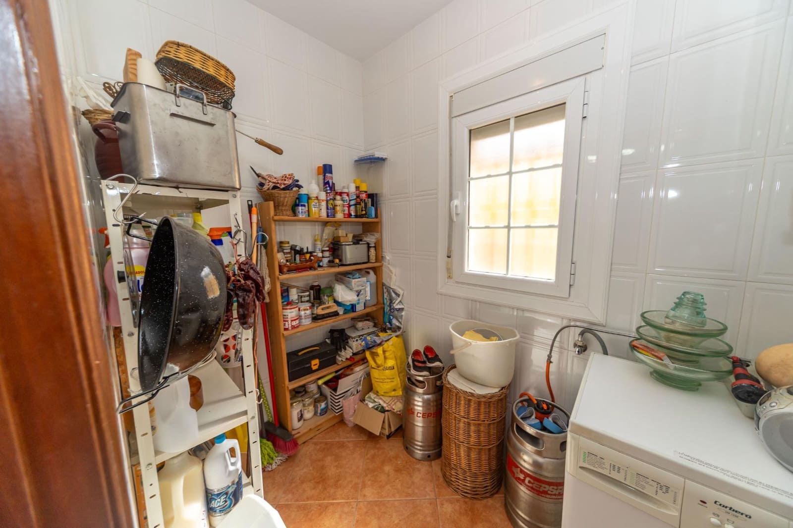 4 slaapkamer Villa te koop in Aldeire met garage - € 200.000 (Ref: 10043106)
