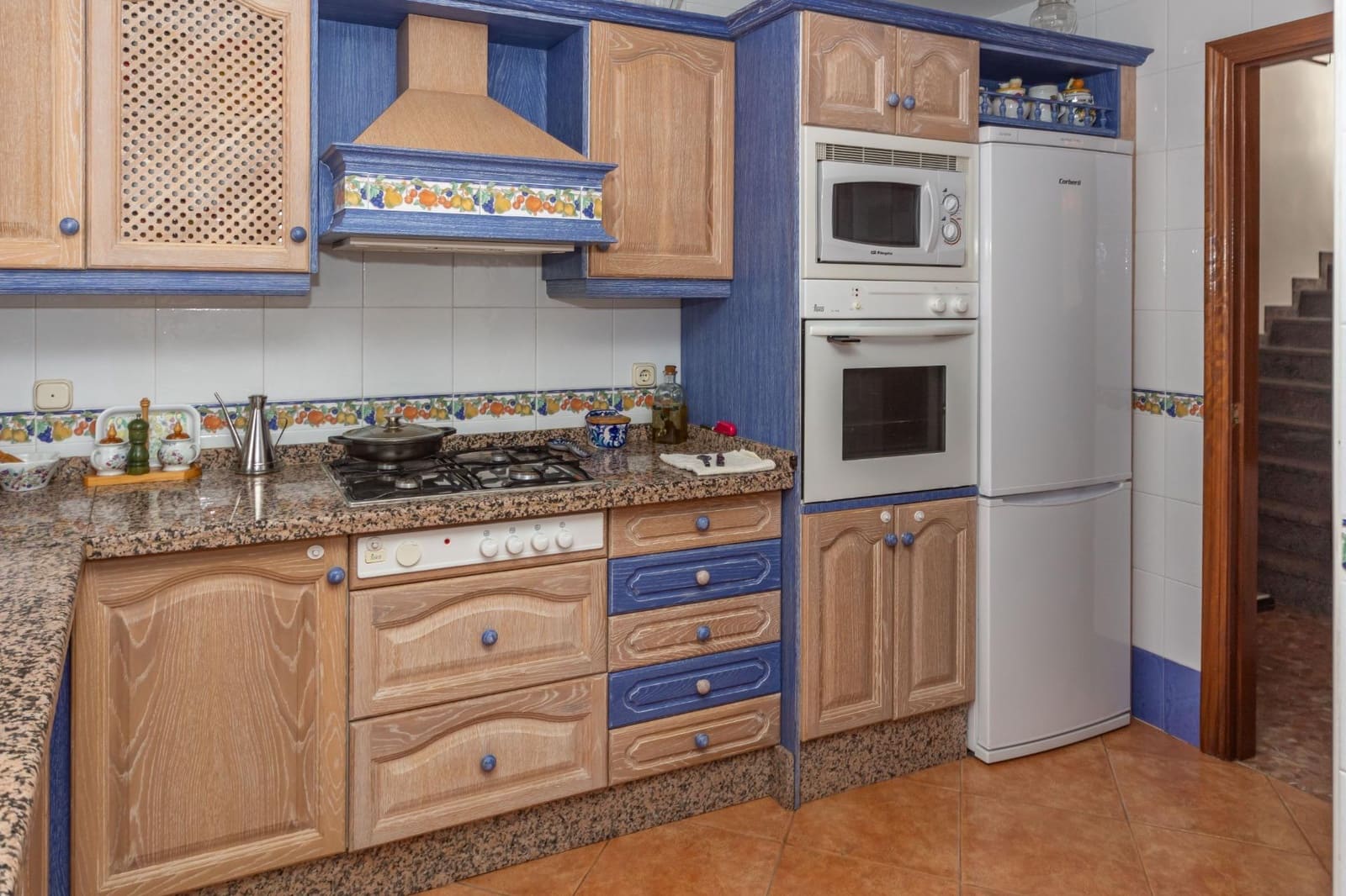 4 slaapkamer Villa te koop in Aldeire met garage - € 200.000 (Ref: 10043106)