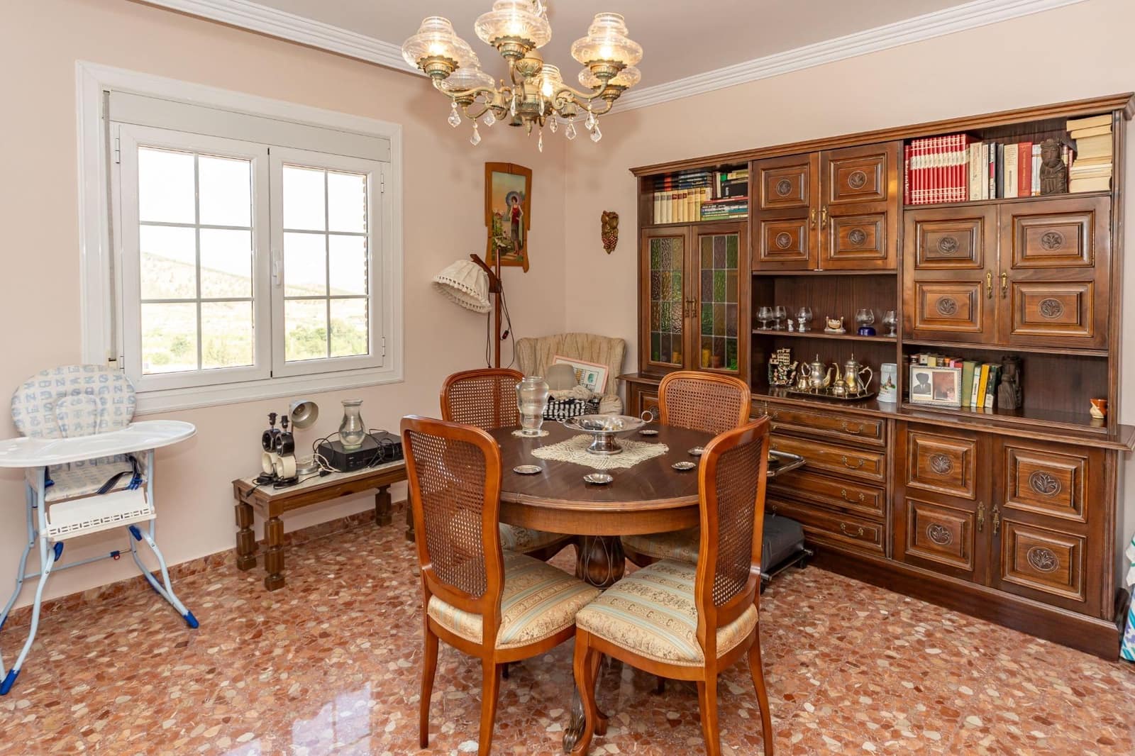 4 slaapkamer Villa te koop in Aldeire met garage - € 200.000 (Ref: 10043106)