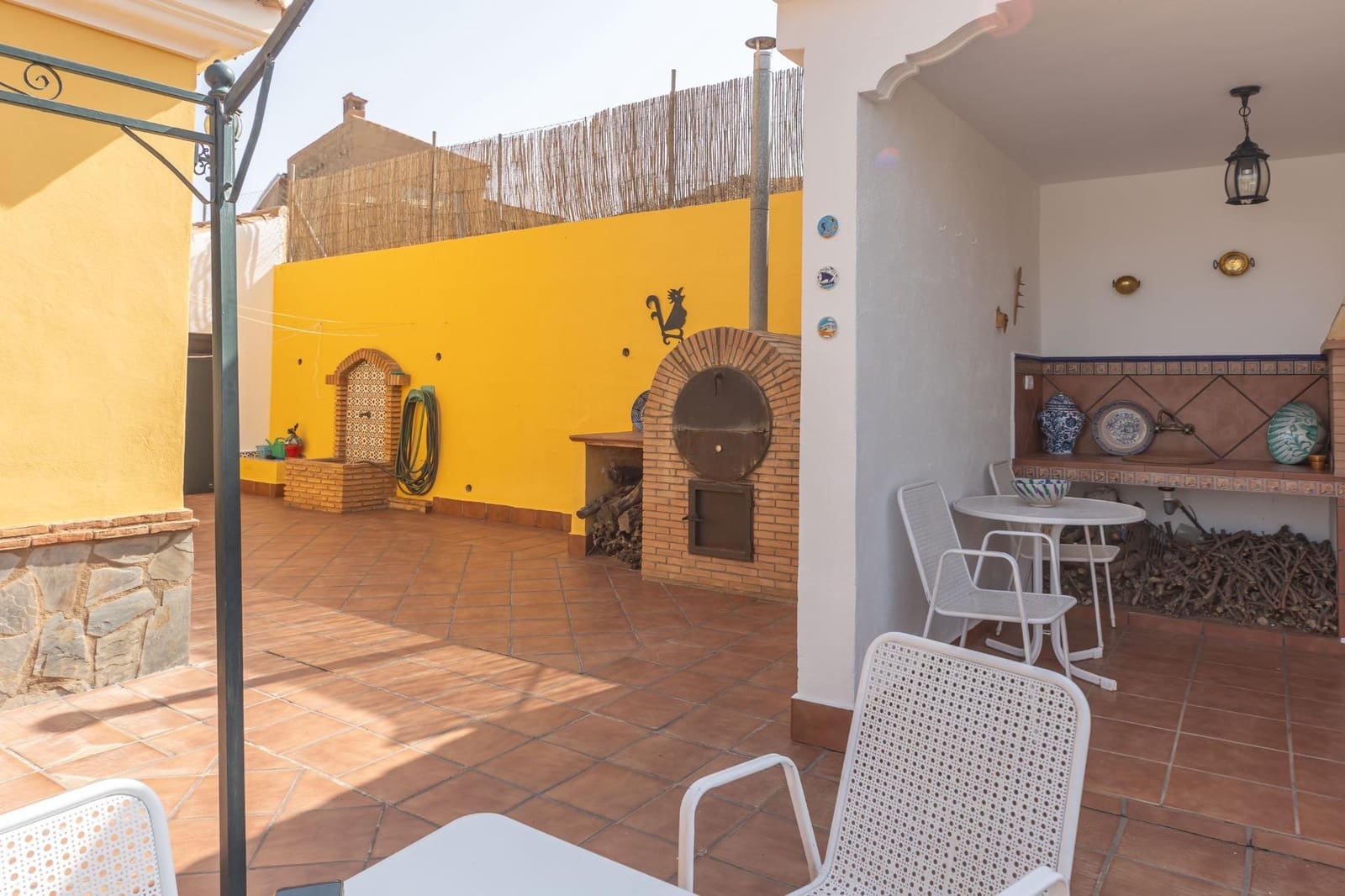 4 slaapkamer Villa te koop in Aldeire met garage - € 200.000 (Ref: 10043106)
