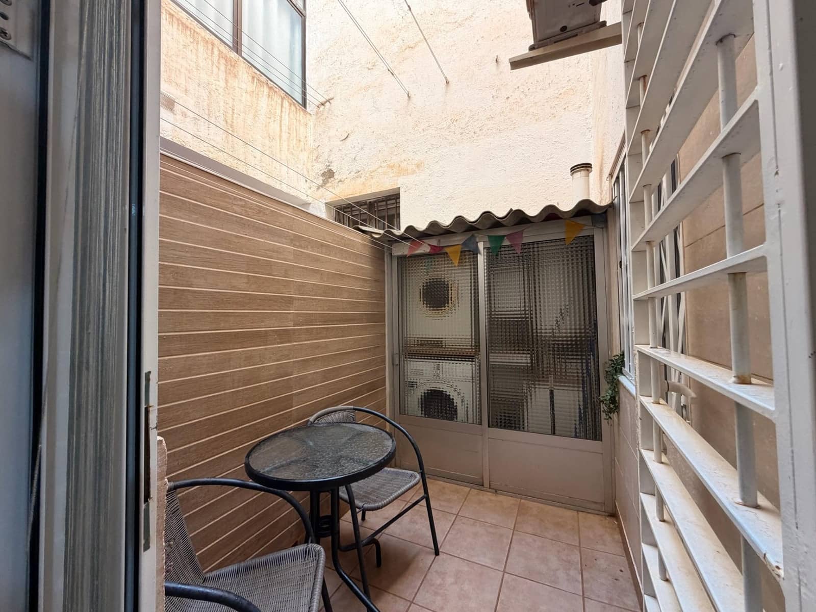 3 slaapkamer Flat te koop in Guadix - € 155.000 (Ref: 10077337)