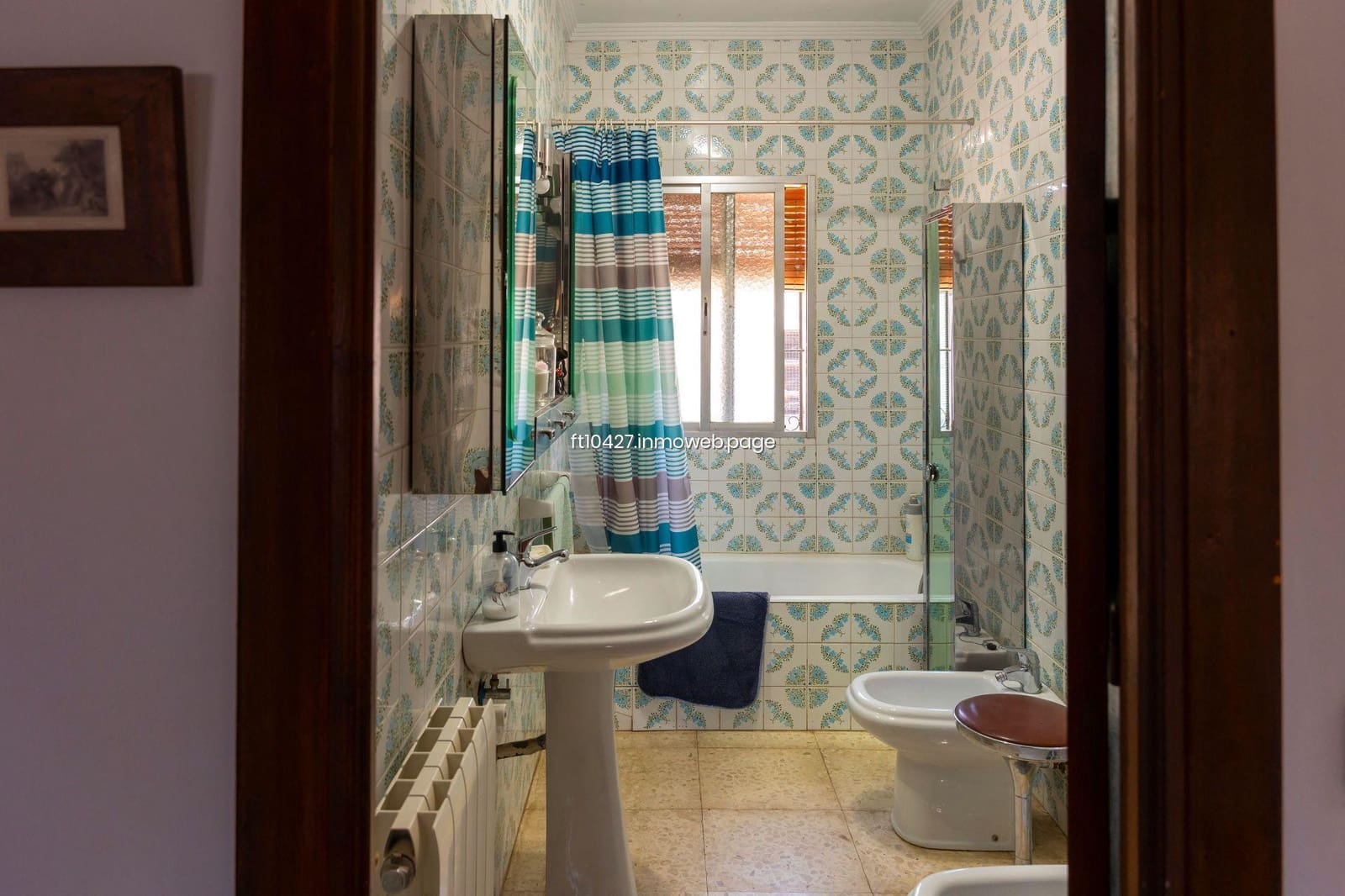 Chalet de 6 habitaciones en Guadix en venta con piscina - 299.500 € (Ref: 10088781)