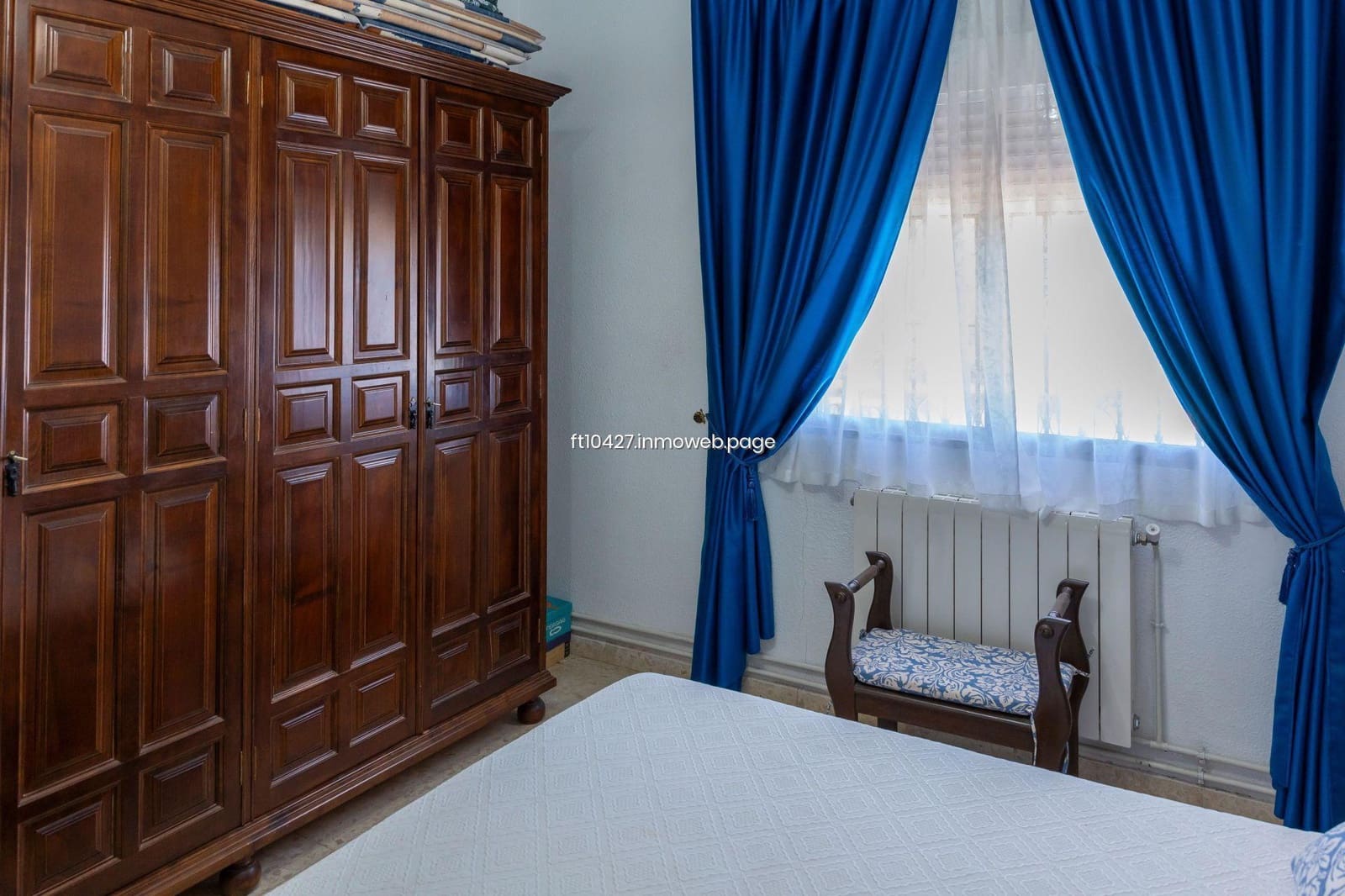 Chalet de 6 habitaciones en Guadix en venta con piscina - 299.500 € (Ref: 10088781)