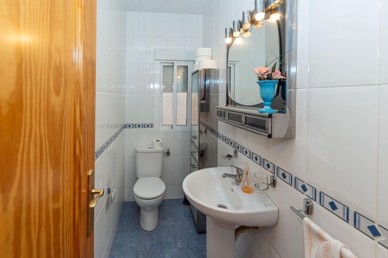 4 bedroom Flat for sale in Beas de Guadix - € 115,000 (Ref: 10110450)
